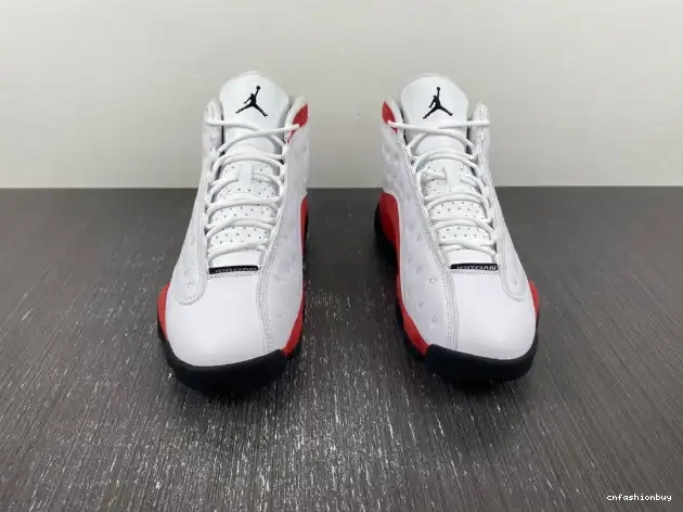 Retro (2017) Jordan Chicago OG 13 414571-122 0517